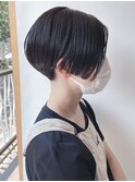 【morio 原宿】黒髪刈り上げハンサムショート　前下がり