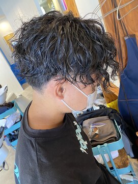 アメラボ(AmeLab) 【朝楽】前下がりスパイラルパーマ