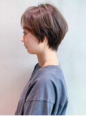 ナチュラルショート_外ハネボブセクションカラー_ba393101