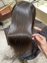 ロロ(ro-ro)&nbsp;【恵比寿 ro-ro】髪の毛一本一本を満腹状態にします。