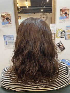 クラク 羽根木店(kuraku) ロング.ミディアム.パーマ.20代.30代.40代.代田橋