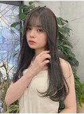 オリーブグレージュ