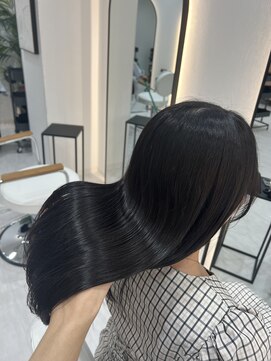 ジーナ 博多筑紫口(Zina) 【冨田侑矢】髪質改善艶髪ダークグレー