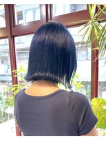 ヲタク(wotaku.)&nbsp;ネイビーブルーダブルカラーブリーチカラーケアブリーチ外はね