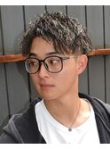 金メッシュ無造作縦落ちツイストスパイラルパーマアップバング