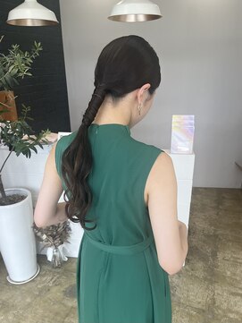ヘアコレクション アンジュ(Hair collection Unge) タイトローポニー*