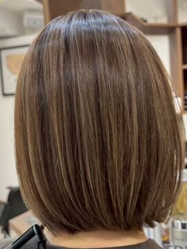 ルイ(ROUIS produced by LUCK 津田沼) ROUIS 津田沼 ベージュ×ハイライト