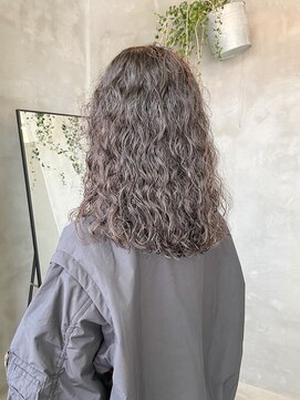 テトヘアー(teto hair) くるくるパーマ　スパイラルパーマ　強めパーマミディアム