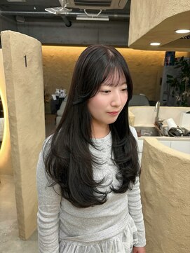 ウリ 横浜(uli) 【NAGOMI指名】ナチュラルブラウンとざくざくレイヤー