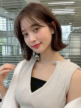 クイーン バイ ノイズ 西院(QUEEN by noism) ナチュラルボブレイヤートレンドカラー韓国風シースルーバング