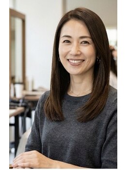 エートゥゼット(AtoZ)の写真/艶を失い始めた髪に潤いを。オーガニックの力で、乾かすだけでまとまる上品な美髪へと導きます 。