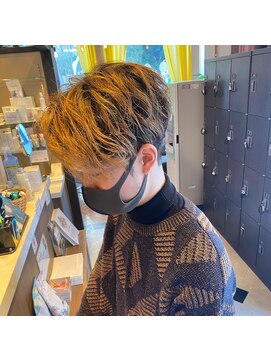 ウノプリール 京橋店(uno pulir) センターパートスタイル