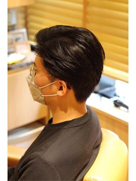 ヘアーモードキクチ 日本橋三越前店 アップバング ツーブロック