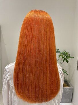 ジーナ 福岡天神(Zina) オレンジカラー