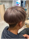 メンズの透明感カラー ハイトーン くすみカラー サラ艶ヘア