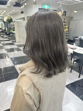 テテ(TETE) オリーブグレー/ハイライト