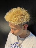 七三刈り上げスパイキーショートサマーツイストパーマ