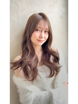アフロート ルヴア(AFLOAT RUVUA) ◎大人綺麗なスタイル　顔まわりカット　セミロング　ロング