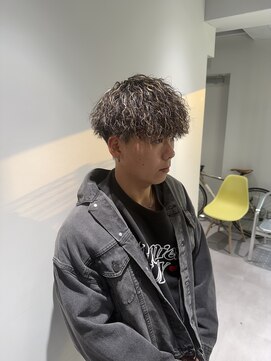 パーク バイ クリーム 大宮(PARK by CREAM) 【メンズ】ハイライトツイストスパイラルパーマ