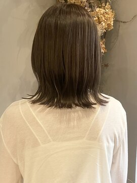 ヒトイロ(hitoiro) 赤みレス×柔らかナチュラルカラー