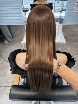 キング 梅田店(K!ng) 縮毛矯正髪質改善ハイライトレイヤーカット梅田美容室エクステ