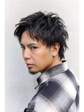 ルーツ(ROOTS) 波巻きウルフ毛束感アップヘア