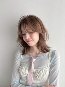 インク バイ アルテフィーチェ 甲子園口(ink by artefice) ショートボブレイヤーカットミニウルフカットデジタルパーマ