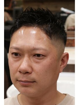 アクセプトザワールドバーバー(Accept the world barber) ショートスタイル×fade