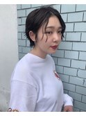 ラフウエーブ耳掛けショート