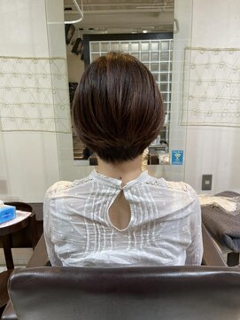 スティラ スムース 高田馬場(Stilla smooth) 40代にオススメショートスタイル＆イルミナカラー