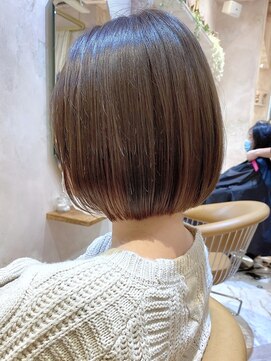 ロンドアリシア 金山(Lond Alexia) ダブルカラー/トリートメント/酸性ストレート/オージュア 795