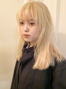 ノラ シブヤ(NORA) ウルフボブ　ウルフカット　レイヤーカット　くびれヘア