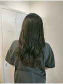 うる髪エステでツヤのあるロングヘア