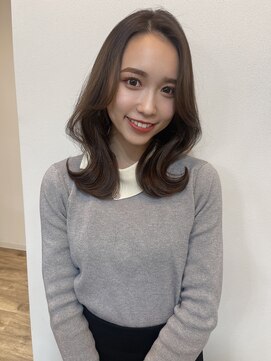 イオエ(ioe) 前髪/アンブレラカラー/こなれミディ/イメチェン/ウェーブパーマ