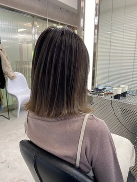 イキ 表参道(iki omotesando) モード/無造作ウェーブ/大人ガーリー[表参道駅]