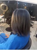 グレージュ ハイライト
