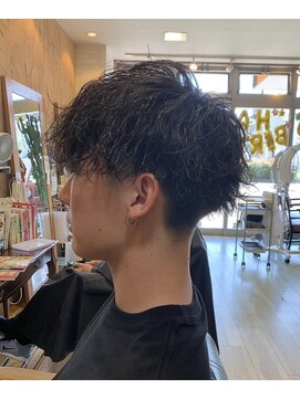 ヘアーフェロー HAIR fellow 波巻きパーマ