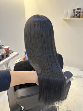 リー 四ツ橋(Lee) 髪質改善カラー/ブルーブラック/レイヤーカット