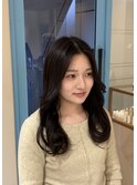 dark brown でトーンダウン