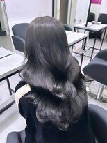 ペレ 栄 アネックス(PELE栄ANNEX) 暗髪/ツヤ髪/韓国/レイヤーカット/前髪カット/トリートメント/栄