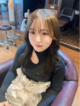 グレイス ヘアドレッシング 鷹匠(grace hair dressing) ワンホン×韓国ミックス くびれ巻き韓国ヘア韓国風くびれ巻き