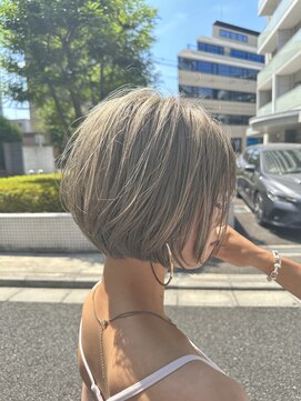ロンドエニカ 大宮(Lond enika) イメチェン外ハネボブ美髪ワイドバングレイヤーショート/大宮