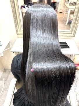 リルアーチ(Lillarch) 大人ガーリー/髪質改善/ダークアッシュ/似合わせカット/暗髪