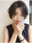 大人かわいいセンターパートショート/グレージュ/大須/矢場町