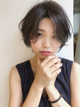 ノールート(No√) 大人かわいいセンターパートショート/グレージュ/大須/矢場町