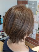 ふんわりまとまる大人ショート