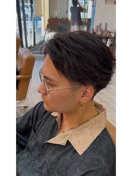 ビビット アン 東大宮東口店(vivid un) フェザーショート