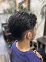 チアロルーチェ(Chiaro Luce)&nbsp;メンズメンズカットパーマセンターパート大人ショートビジネス