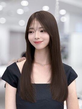 アマトウキョウスマートサロン(AMA TOKYO×Smart Salon) 【SAYAKAスタイル】顔まわり/レイヤーカット/韓国ヘア/小顔