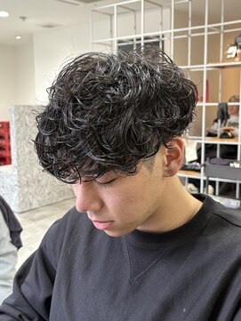 レボ 神宮寺店(Revo) 重めに残して。スペインカール